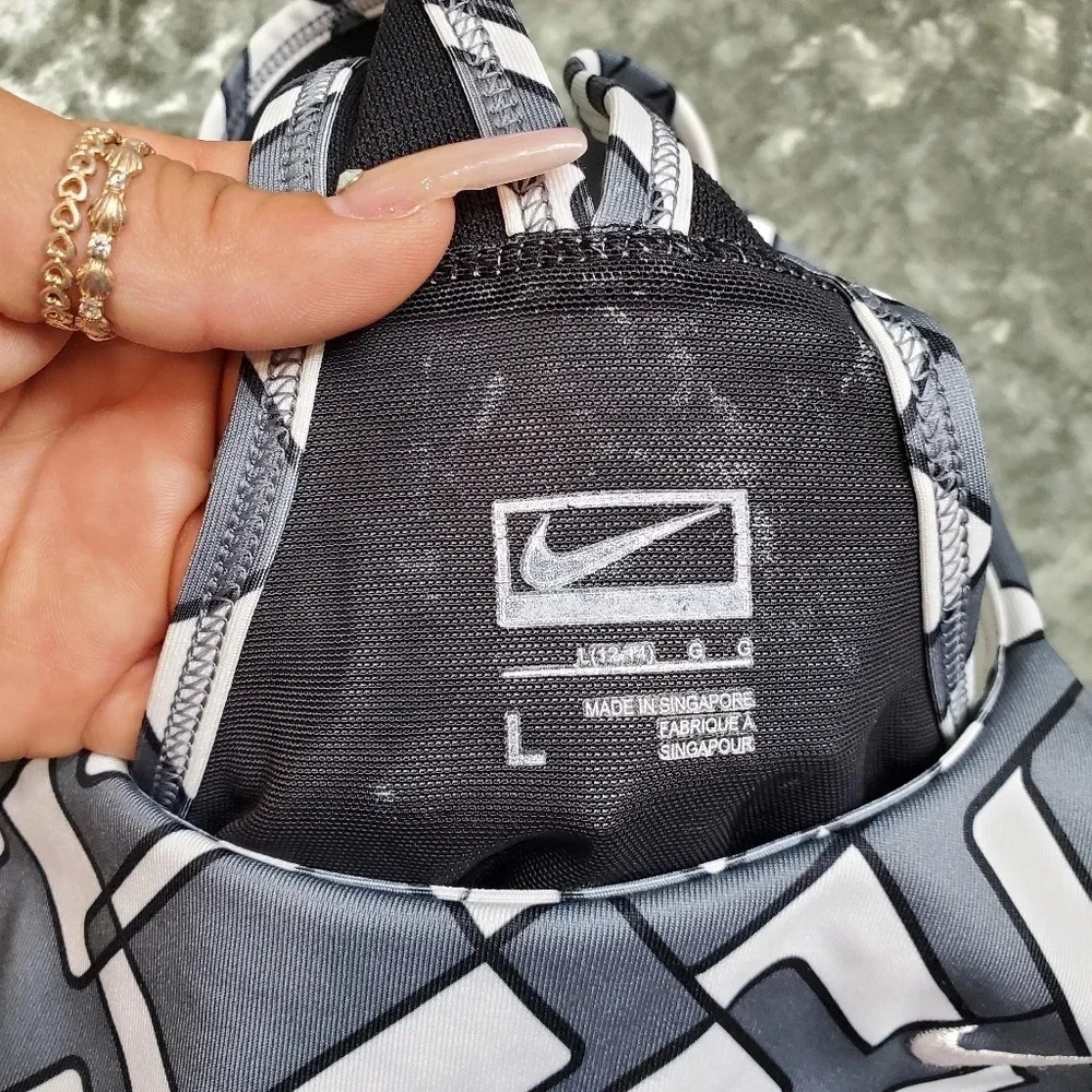 Nike Gray Geometric Print Athletic Tank‎